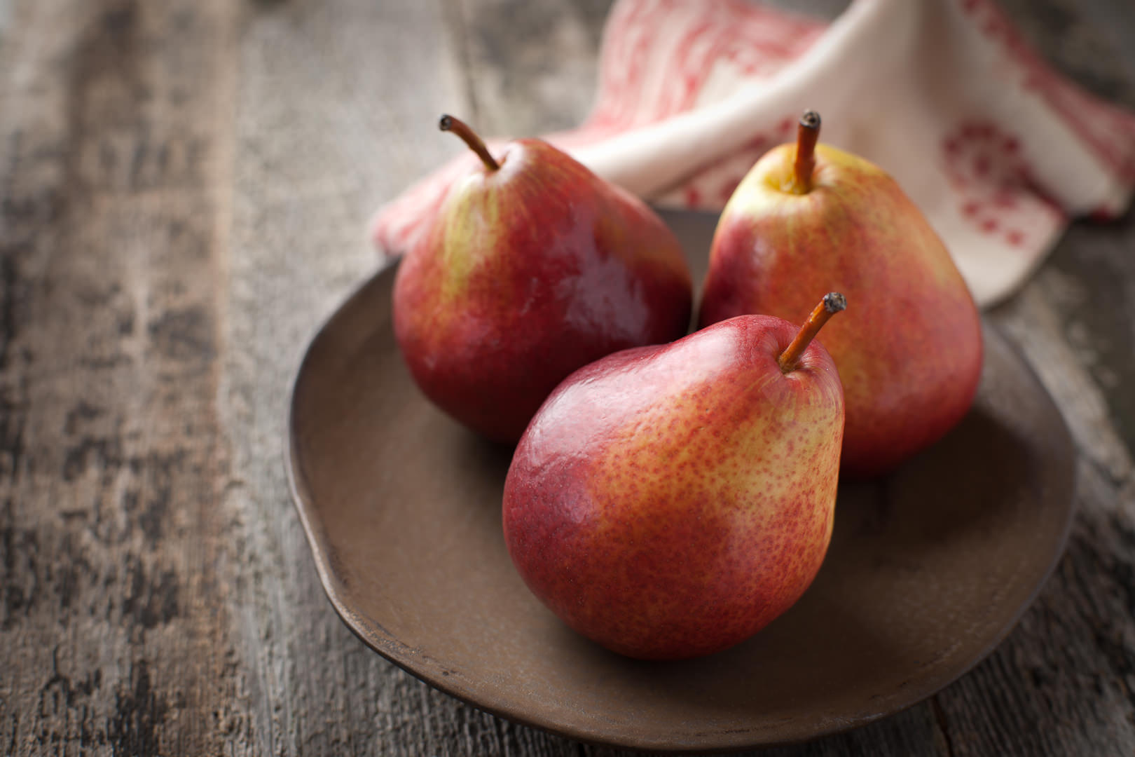 Red pears - Theresa Fernandez Photography | Dallas Food Photographer