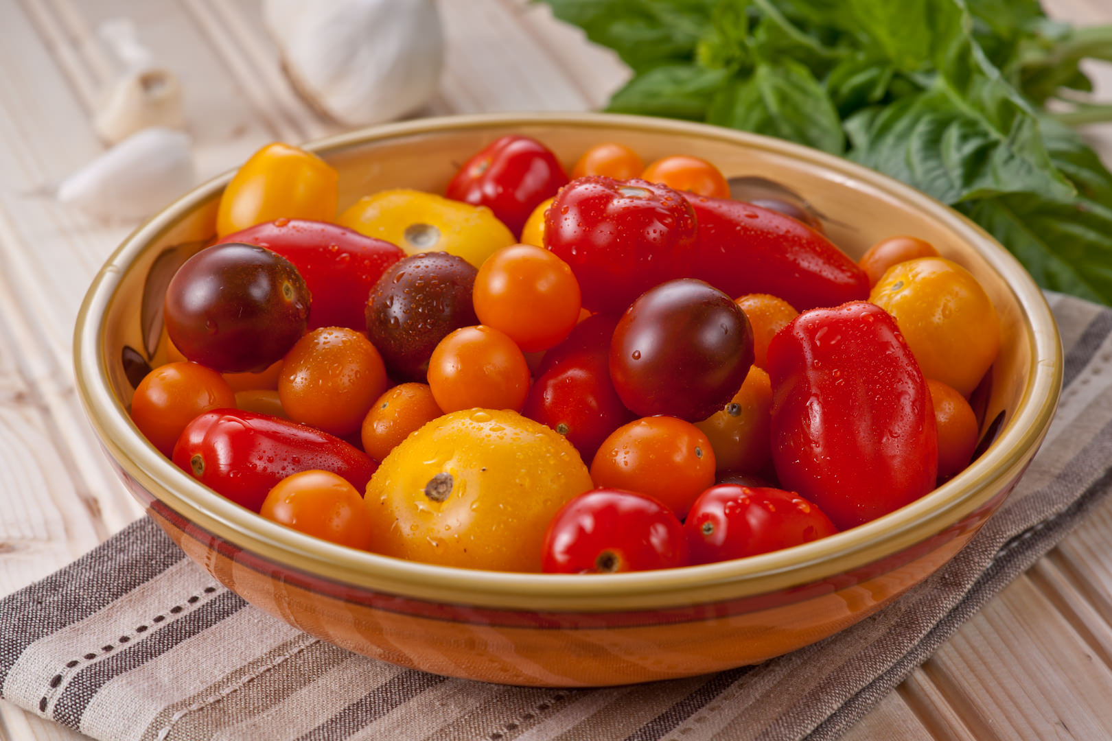 Bowl of Tomatoes  | Theresa Fernandez Photography | Dallas Food Photographer